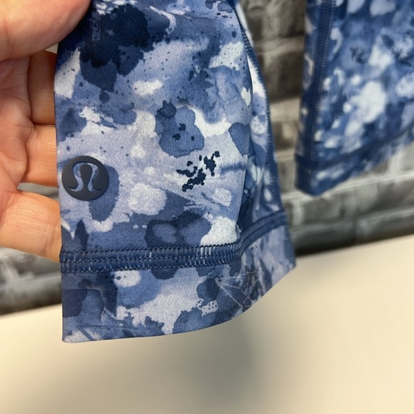 ‎Lululemon - Picture 6 of 9